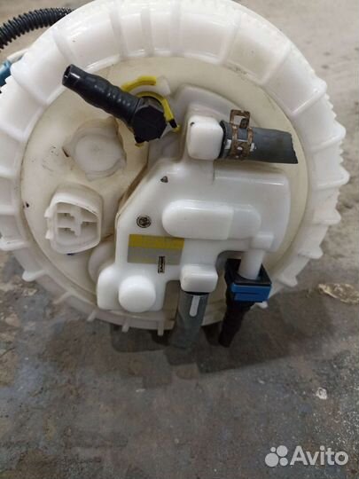 Топливный насос Toyota Corolla 150, Auris 1.3