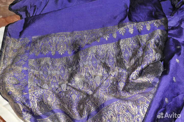 Ткани, военные шерсть, ткань для сари