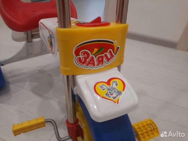 Трехколесный велосипед Заяц