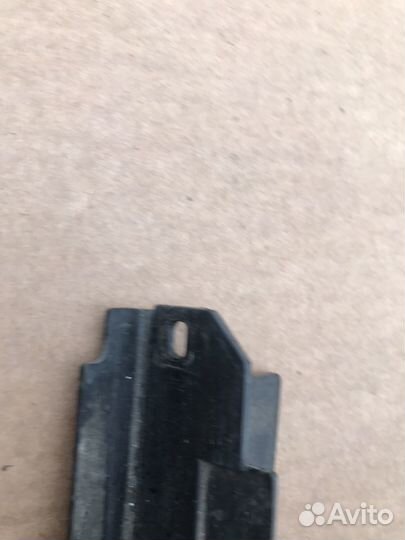 Воздуховод радиатора нижний VW LT II