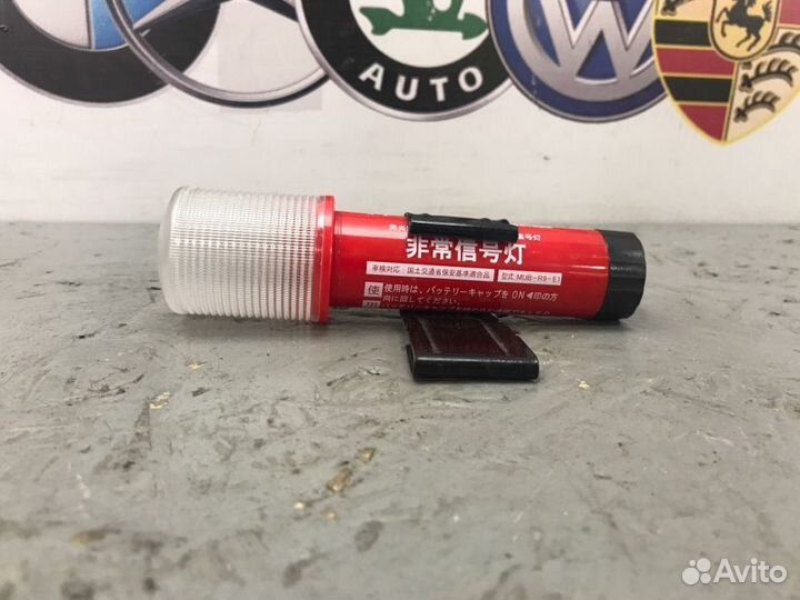 Фонарь аварийного сигнала Audi A3 8P ccza 2008