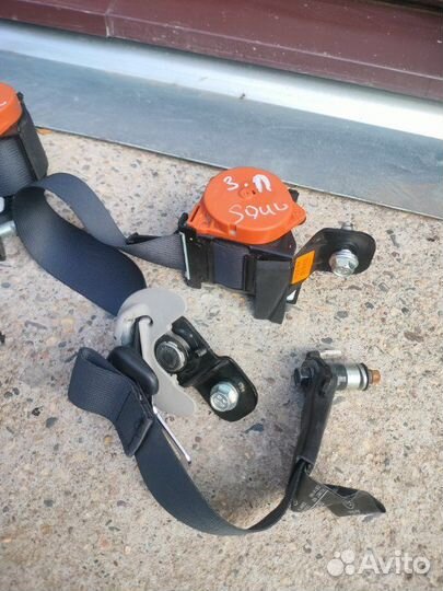 Ремень безопасности задний левый Kia Soul хэтчбек