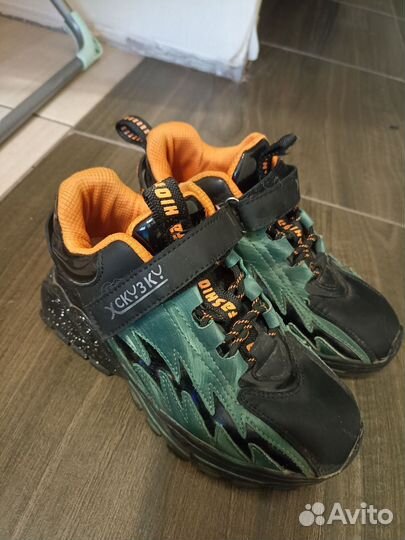 Кроссовки на мальчика 32 33 размер