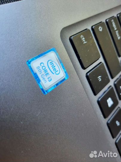 Ультрабук Asus vivobook s14 core i3-8130 SSD IPS