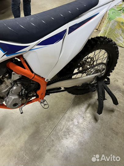 Мотоцикл KTM 350 SX-F, 16 часов, кроссовый