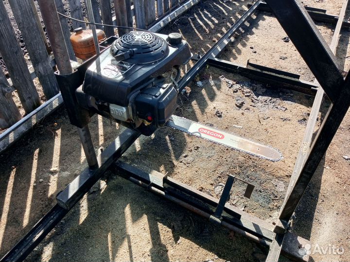 Бензиновая пилорама шинная