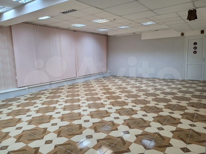 Свободного назначения, 130 м²