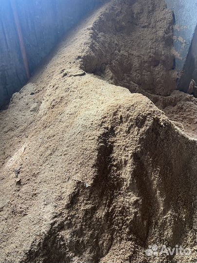 Опилки в мешках