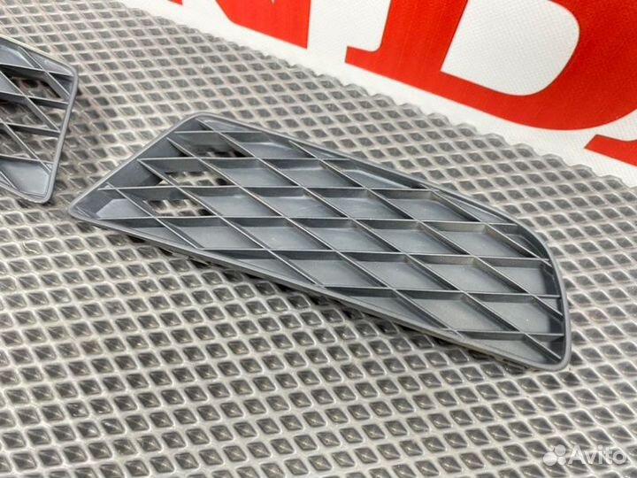 Заглушка бампера Honda Civic FD(4Д) 2009-2011Гв