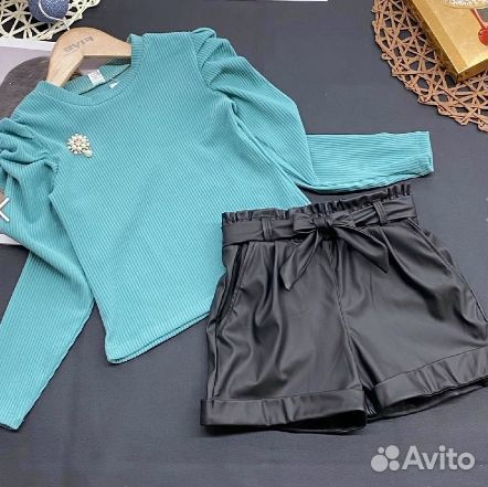 Новые шорты и блузка р.128