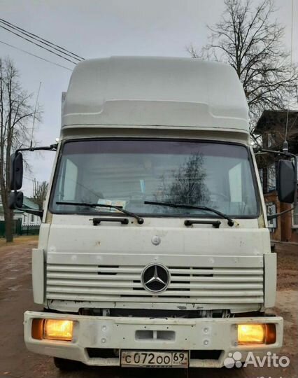 Mercedes-Benz 814, 1987