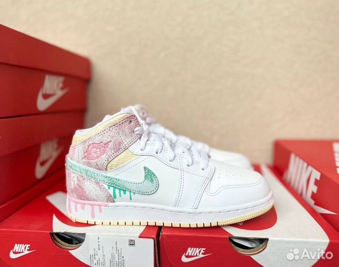 Nike Air Jordan 1 Mid Paint Drip 4Y