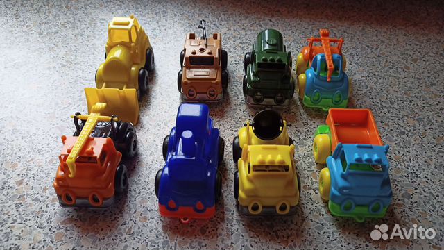 Машинки набором,синий трактор