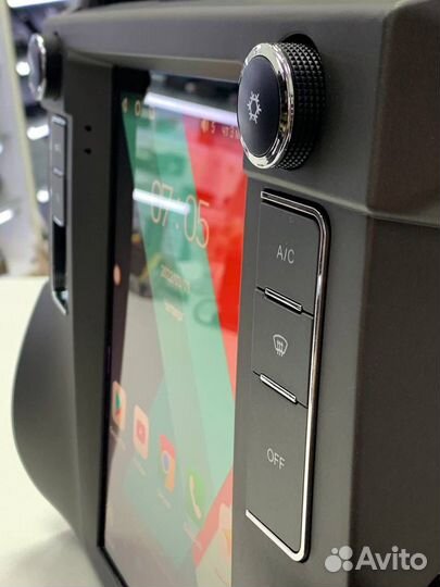 Штатная магнитола Toyota Land Cruiser 2013-2017