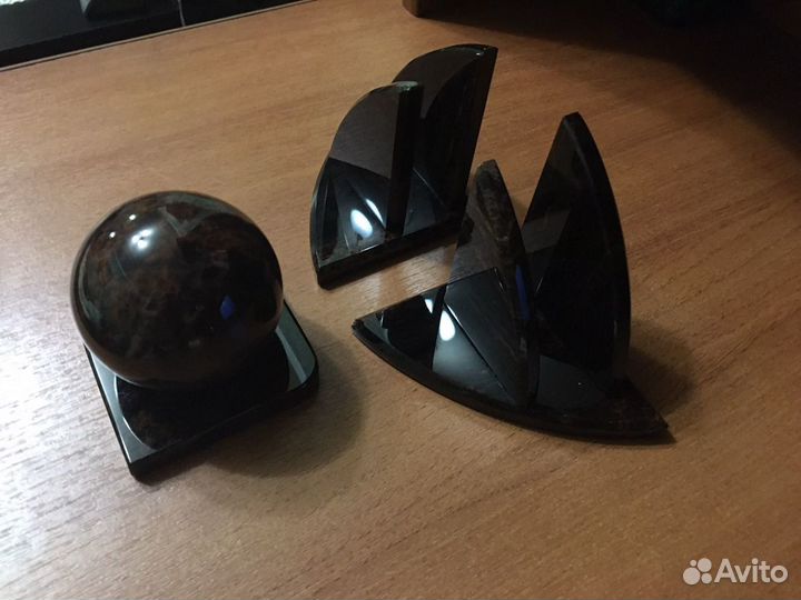 Письменный набор из камня обсидиана