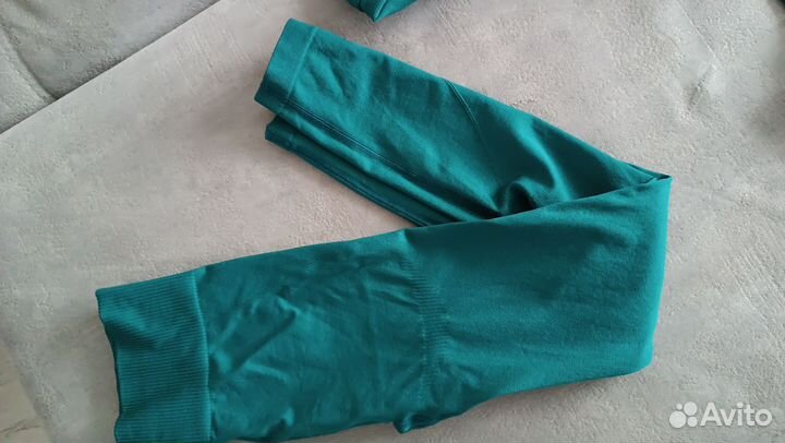 Костюм для йоги и фитнеса