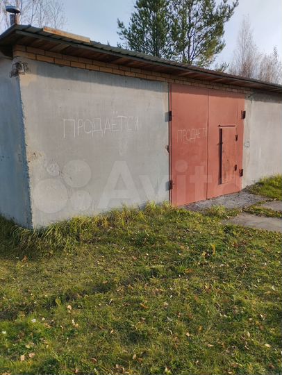 Гараж, > 30 м²