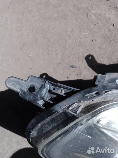 Фара правая Nissan Almera G15