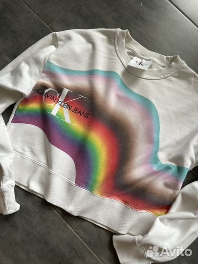 Calvin klein свитшот
