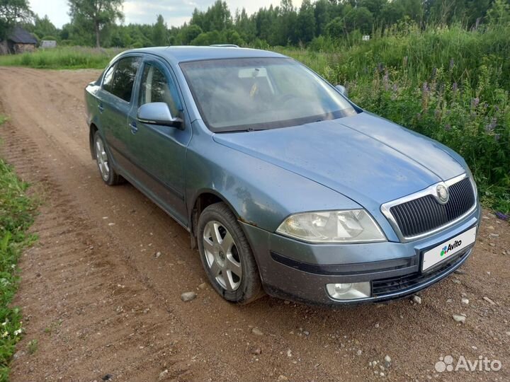 Skoda Octavia 1.6 МТ, 2008, 165 000 км