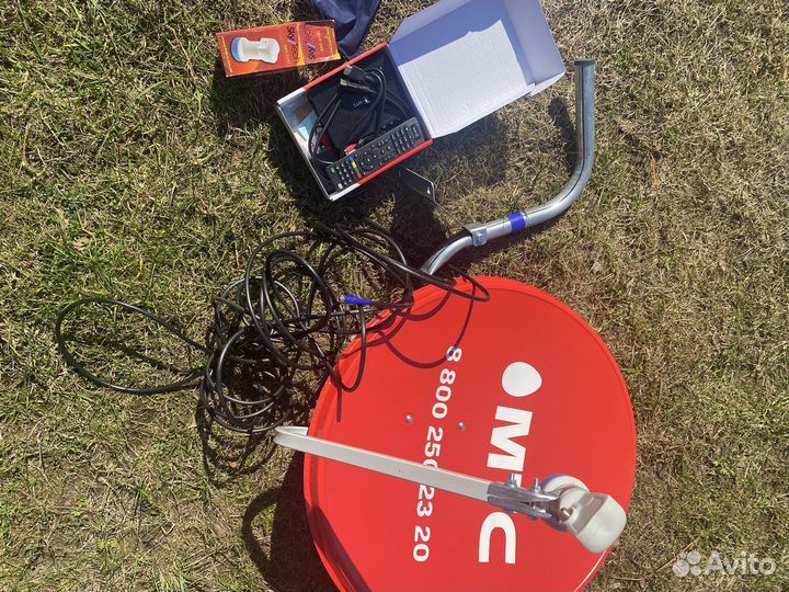 Спутниковая тарелка МТС и приставка