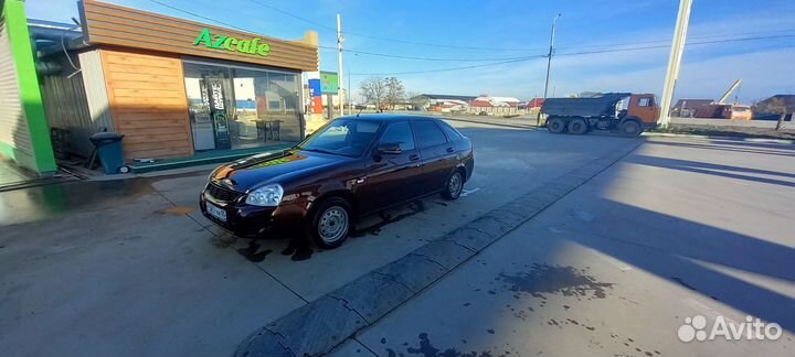 Черный салон priora