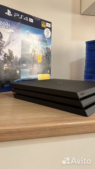 Sony playstation 4 Pro 7208B и Игры