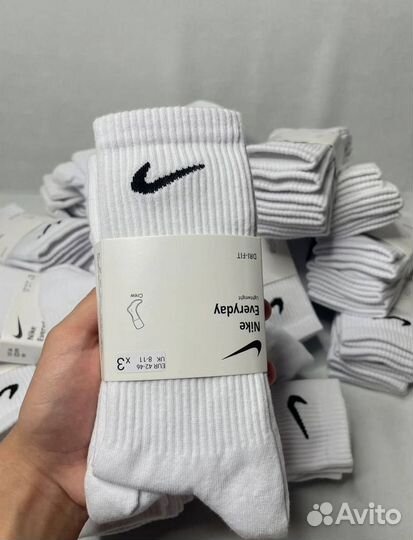 Носки Nike высокие белые