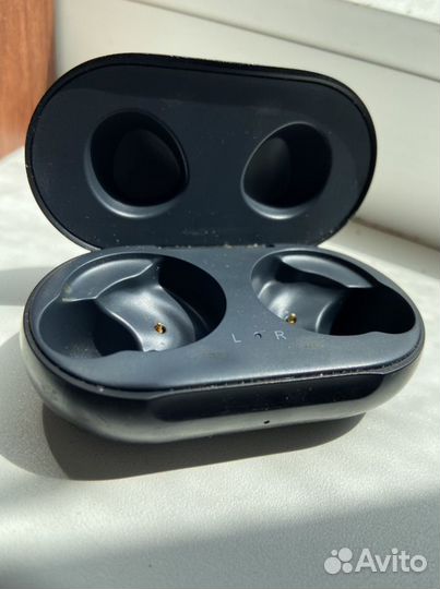 Чехол-аккамулятор Samsung Galaxy Buds