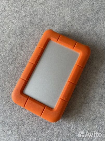 Внешний жесткий диск Lacie 1tb/тб (как новый)