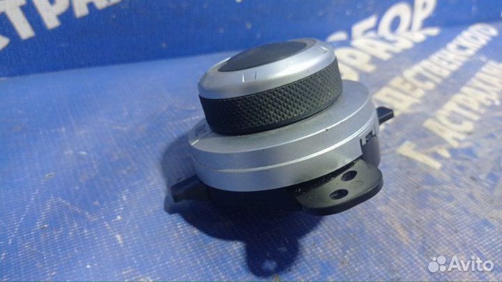 Кнопка включения полного привода Mitsubishi