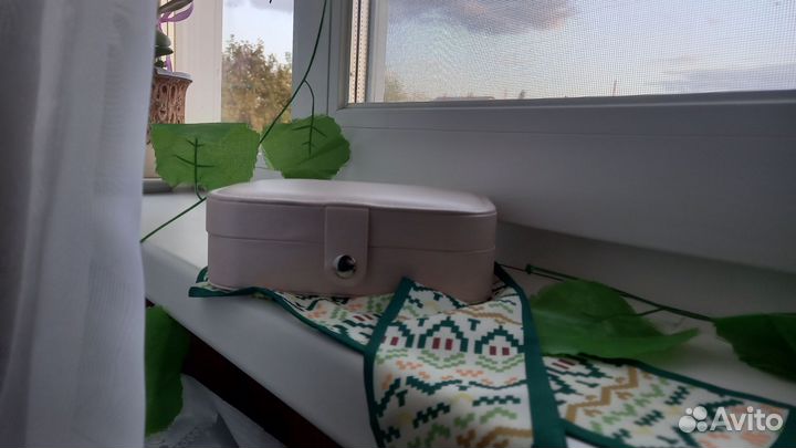 Шкатулка для украшений