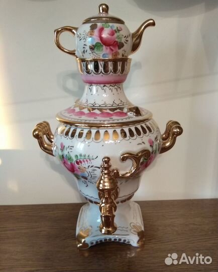 Гжель цветная Самовар