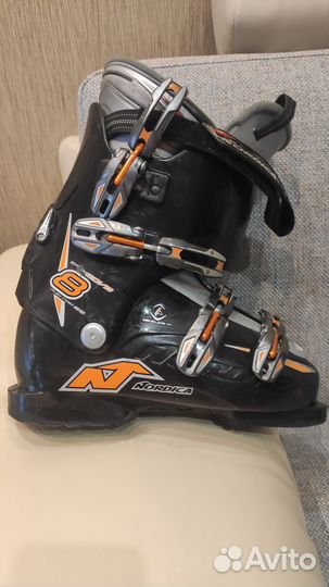 Горнолыжные ботинки