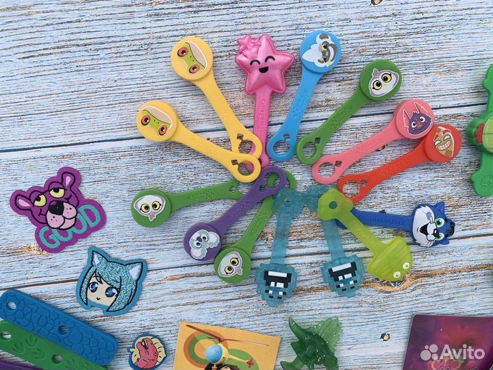 Стратегический запас скрепышей, наклеек и прочих