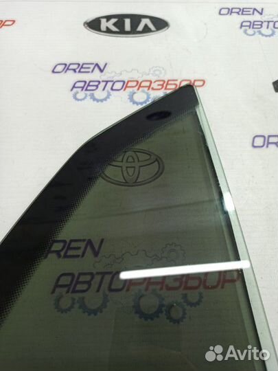 Форточка двери задняя правая Volkswagen Jetta 5