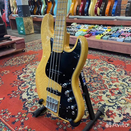 Бас-гитара Fender Jazz Bass Marcus Miller JB77-195