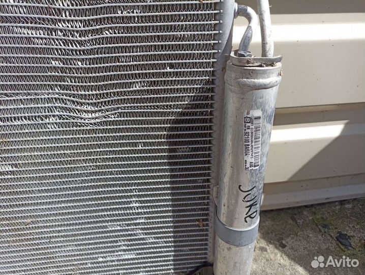 Радиатор кондиционера Nissan Juke Джук