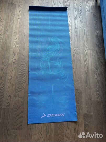 Коврик для фитнеса demix