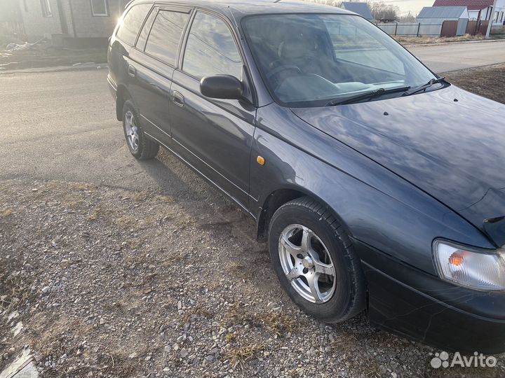Toyota Caldina 1.5 AT, 2000, 237 000 км
