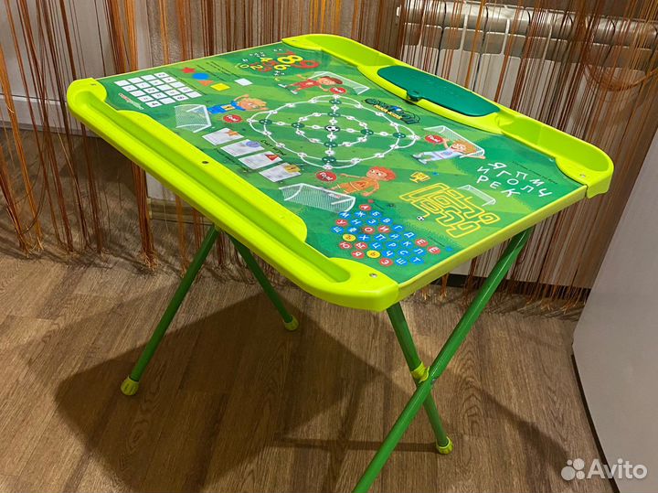 Детский стол