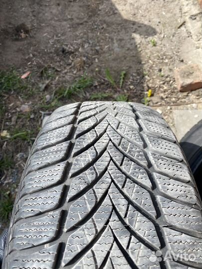 Goodyear UltraGrip Ice 2 205/55 R16 94T