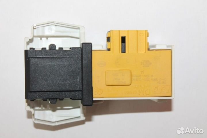 Устройство блокировки люка Candy 41016879 бу. 1426