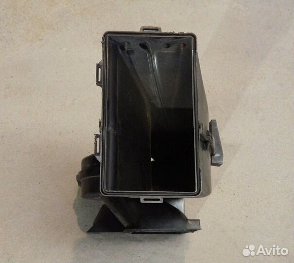 Корпус моторчика печки VW Golf 2