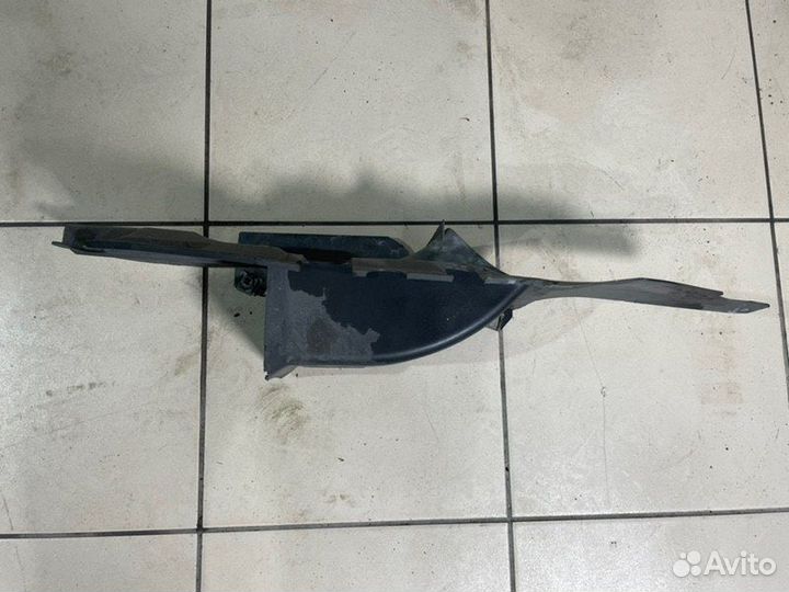 Воздуховод охлаждения тормозов передний левый Bmw