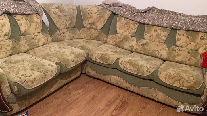 Угловой диван с креслом бу