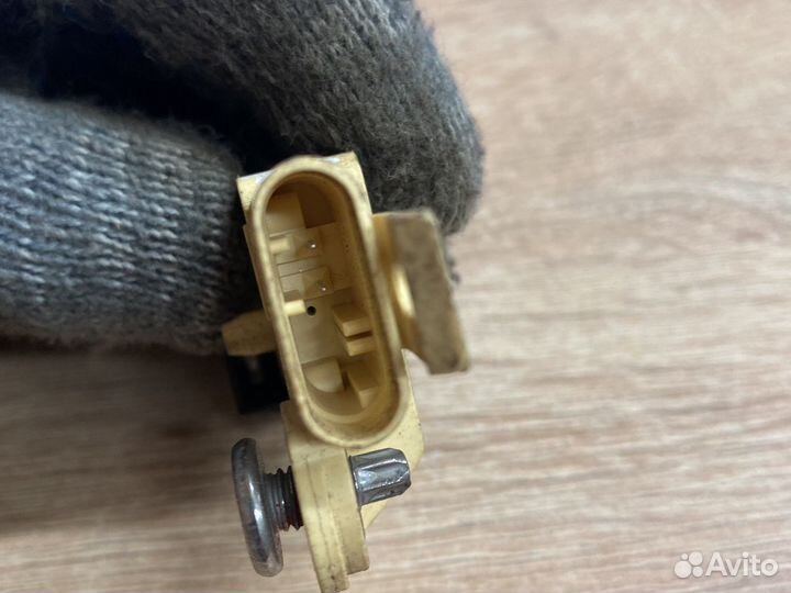 Датчик air bag Opel 13251078