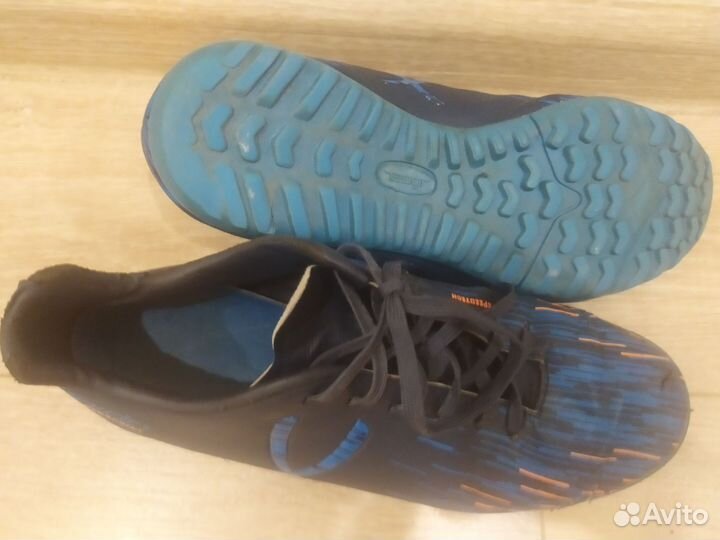 Футзалки (сороконожки) 39 р-ра