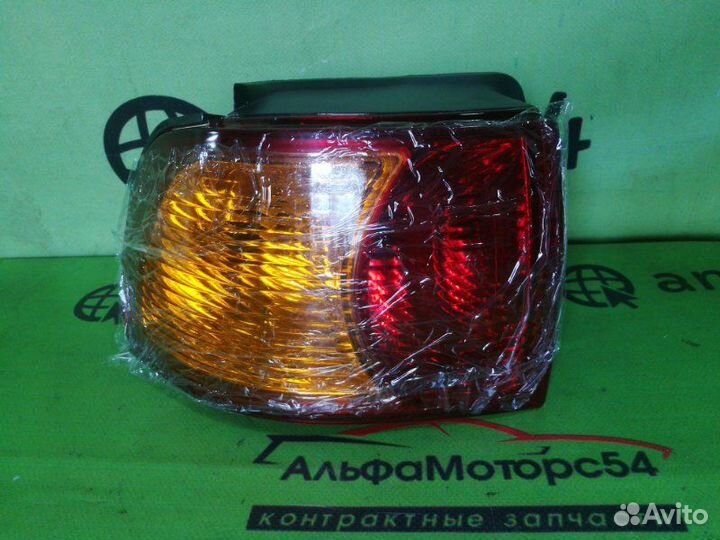 Стоп-сигнал задний левый Toyota Ipsum SXM10 3S-FE