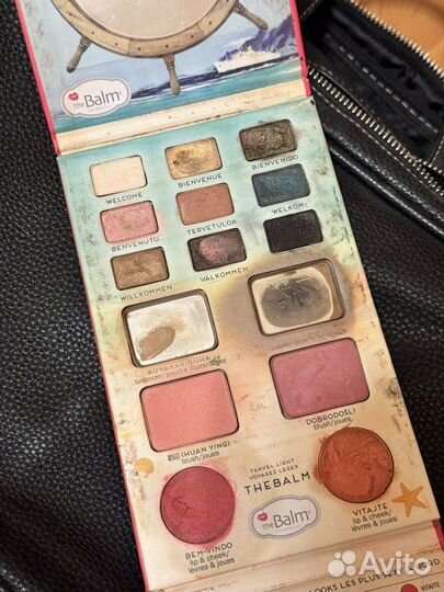 Тени для век